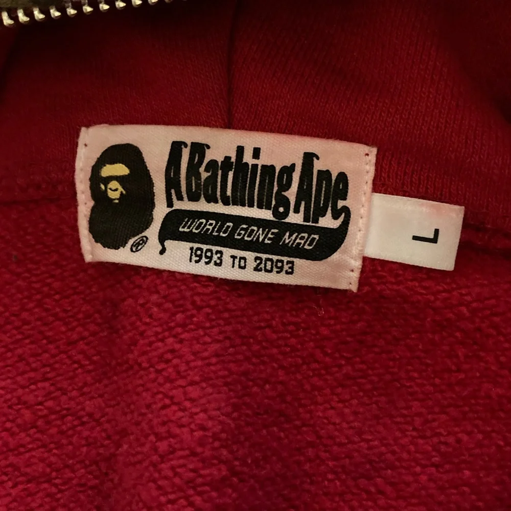 Bape full zip size L - Picture 4 of 4
